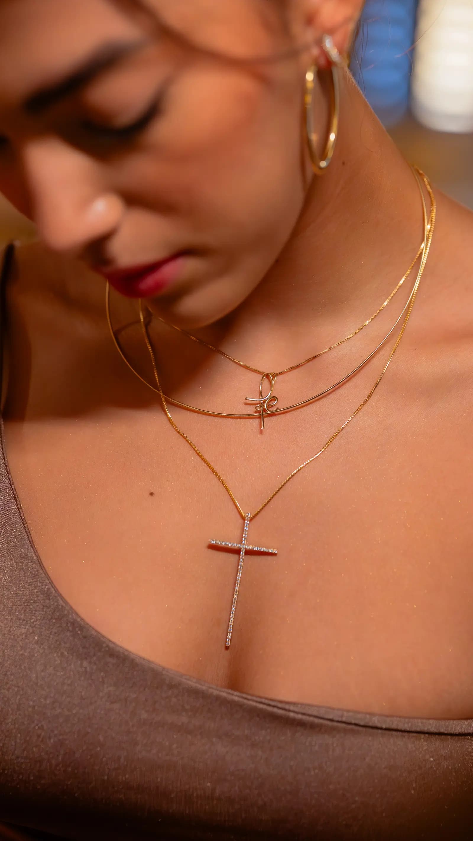 Collares de oro 18K con dije de cruz