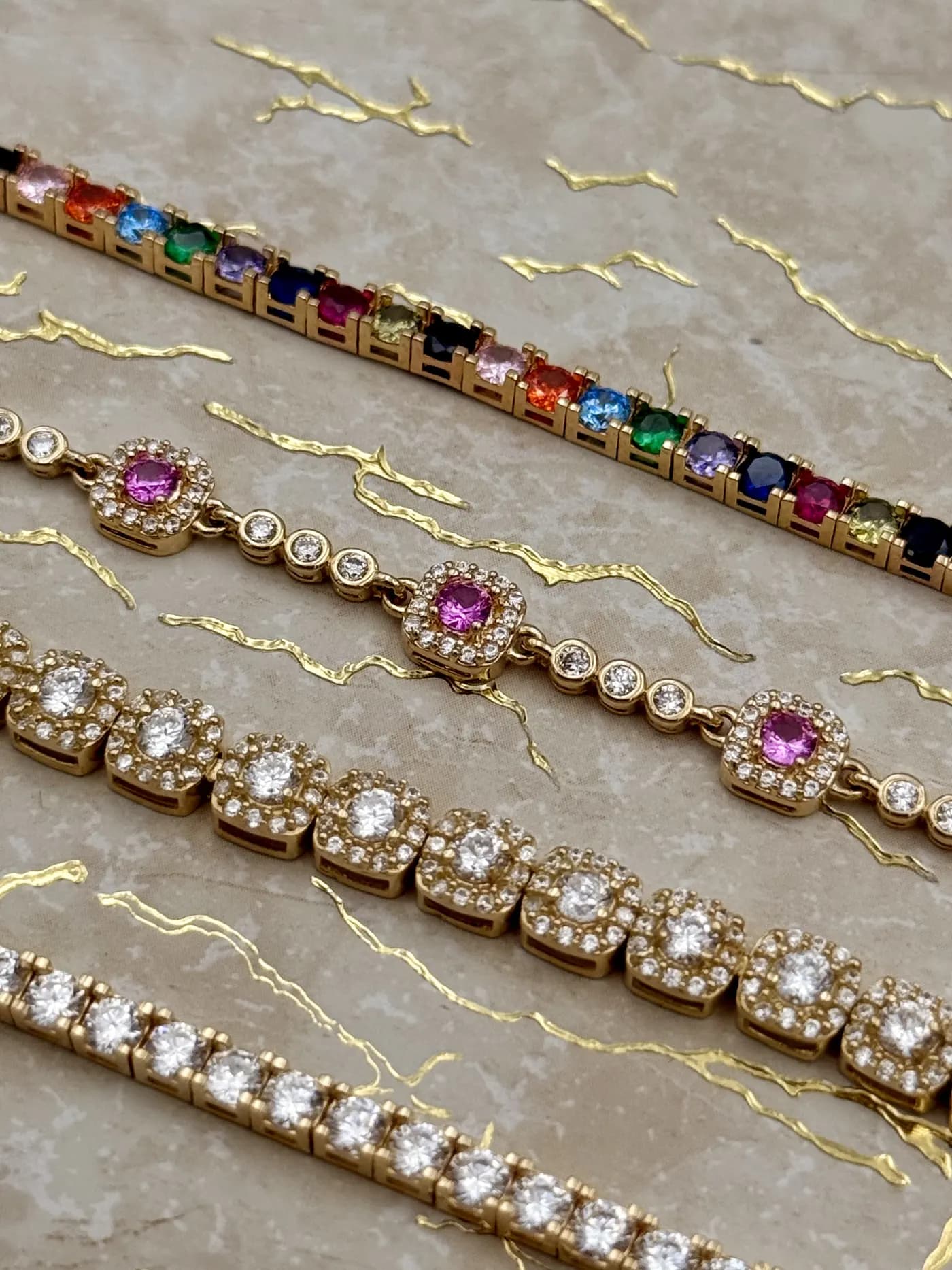 Pulseras tenis con piedras de colores